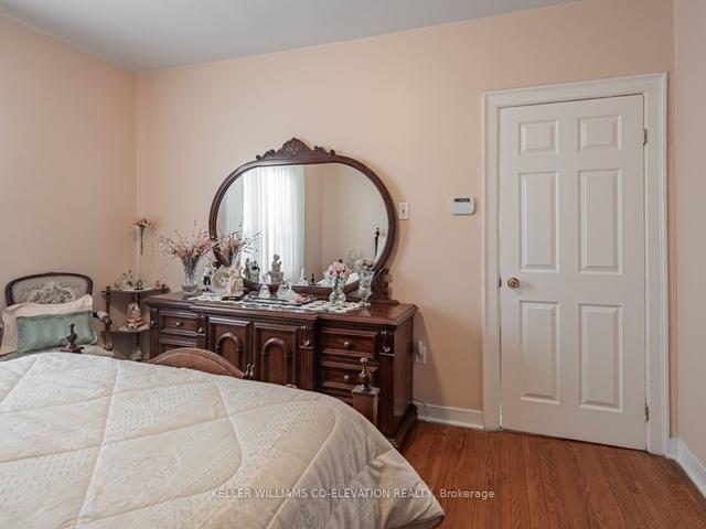 44 Rusholme Rd, House semidetached with 5 bedrooms, 2 bathrooms and 1 parking in Toronto ON | Image 9