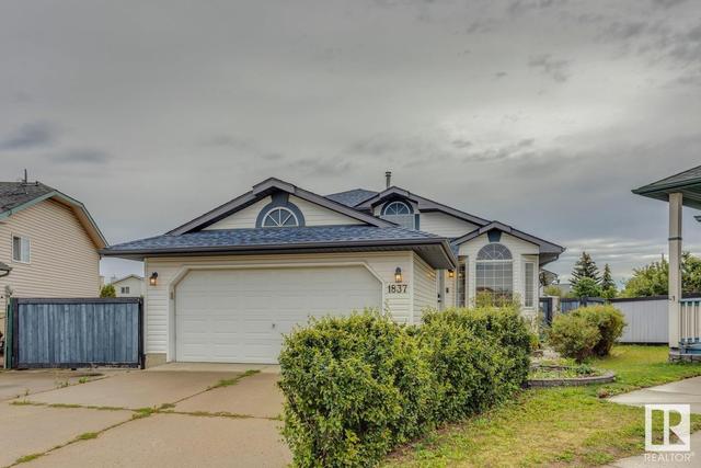 1837 Kramer Pl Nw, House detached with 3 bedrooms, 3 bathrooms and 5 parking in Edmonton AB | Card Image