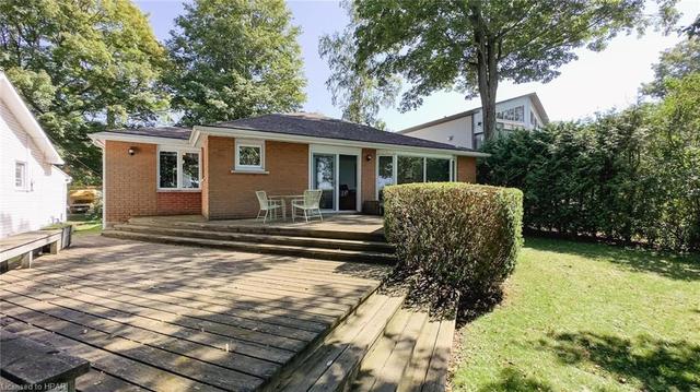 27 Bluewater Drive, House detached with 3 bedrooms, 2 bathrooms and 4 parking in Central Huron ON | Image 36
