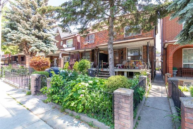 151 Bellwoods Ave, House semidetached with 3 bedrooms, 3 bathrooms and 2 parking in Toronto ON | Image 38