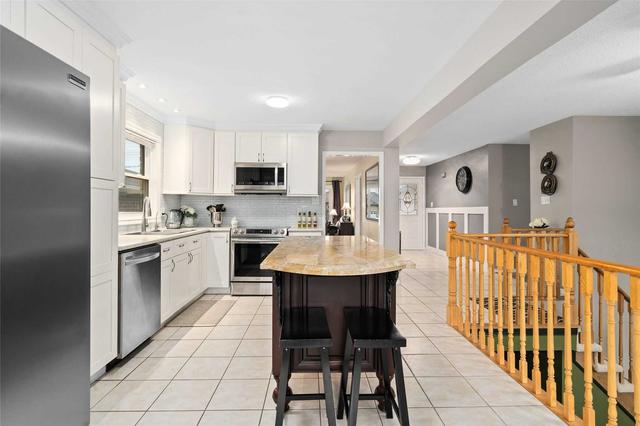 541 Grove St E, House detached with 3 bedrooms, 3 bathrooms and 6 parking in Barrie ON | Image 30