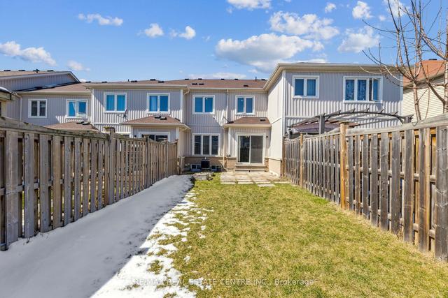 42 Devlin Cres, House attached with 3 bedrooms, 3 bathrooms and 2 parking in Whitby ON | Image 24