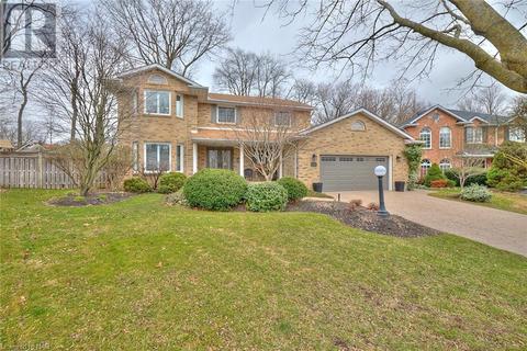 2450 Lepp Crescent, House detached with 5 bedrooms, 3 bathrooms and 6 parking in Niagara Falls ON | Card Image