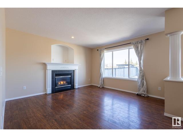 3302 49 St, House detached with 4 bedrooms, 3 bathrooms and null parking in Beaumont AB | Image 11