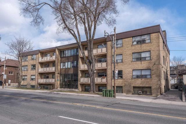 B4 - 205 Keele St, House detached with 1 bedrooms, 1 bathrooms and 1 parking in Toronto ON | Image 2