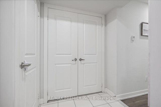 93 - 100 Parrotta Dr, Townhouse with 2 bedrooms, 2 bathrooms and 1 parking in Toronto ON | Image 13