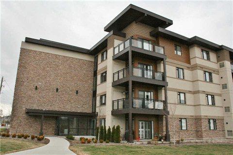 215 - 128 Garden Dr, Condo with 2 bedrooms, 2 bathrooms and 1 parking in Oakville ON | Image 4