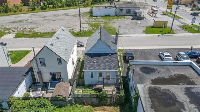 4475 First Avenue, House detached with 3 bedrooms, 1 bathrooms and null parking in Niagara Falls ON | Image 45