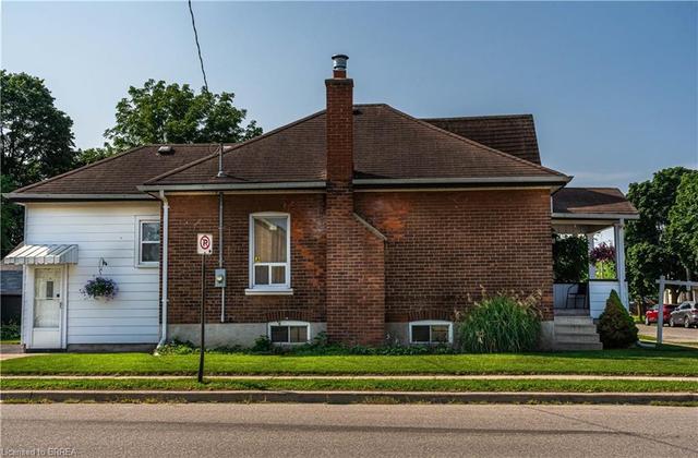 36 Gordon Street, House detached with 2 bedrooms, 1 bathrooms and null parking in Brantford ON | Image 7