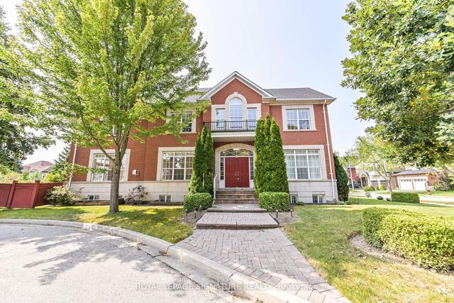28 Argus Crt, House detached with 5 bedrooms, 5 bathrooms and 4 parking in Toronto ON | Image 1