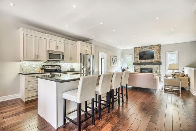 404 Queen St, House detached with 3 bedrooms, 4 bathrooms and 2 parking in Newmarket ON | Image 5