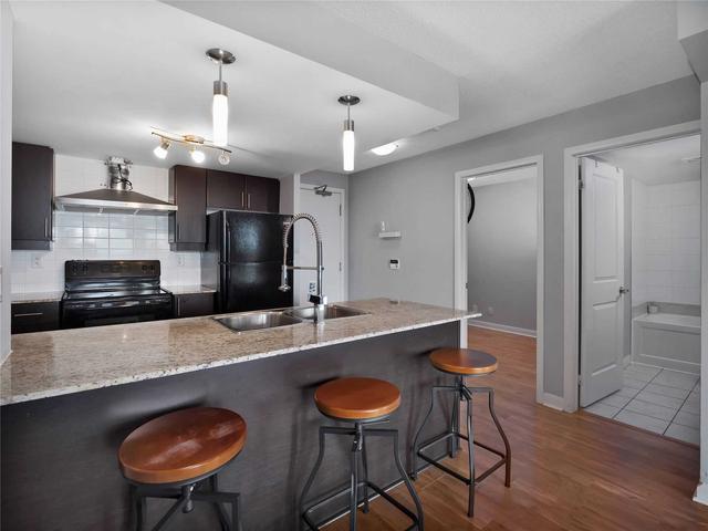3203 - 190 Borough Dr, Condo with 1 bedrooms, 1 bathrooms and 1 parking in Toronto ON | Image 2