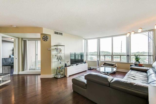 512 - 62 Suncrest Blvd, Condo with 2 bedrooms, 2 bathrooms and 2 parking in Markham ON | Image 5