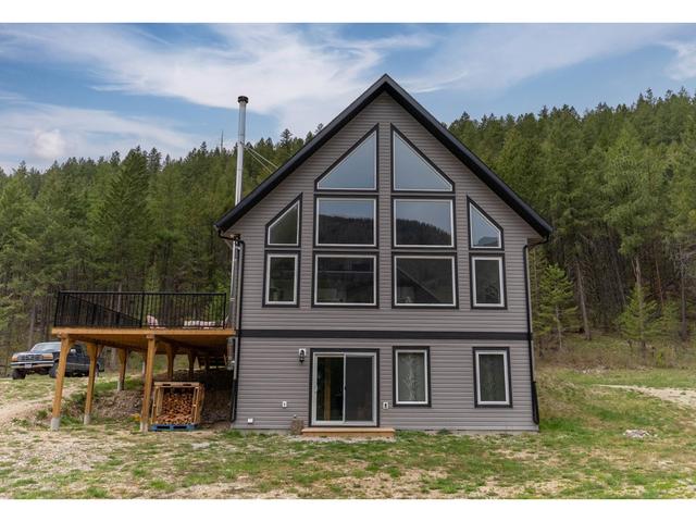 4165 Highway 93, House detached with 3 bedrooms, 1 bathrooms and null parking in East Kootenay B BC | Image 4