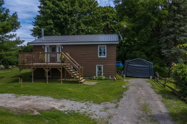 56 Marilyn Cres, House detached with 2 bedrooms, 1 bathrooms and 6 parking in Kawartha Lakes ON | Image 1