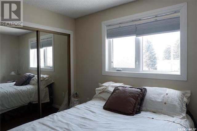 150 3rd Street W, House detached with 5 bedrooms, 3 bathrooms and null parking in Coronach SK | Image 12