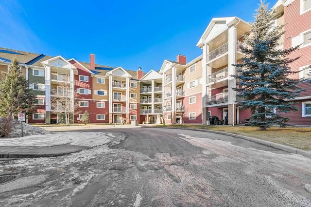 1406 - 10 Prestwick Bay Se, Condo with 2 bedrooms, 2 bathrooms and 1 parking in Calgary AB | Image 2