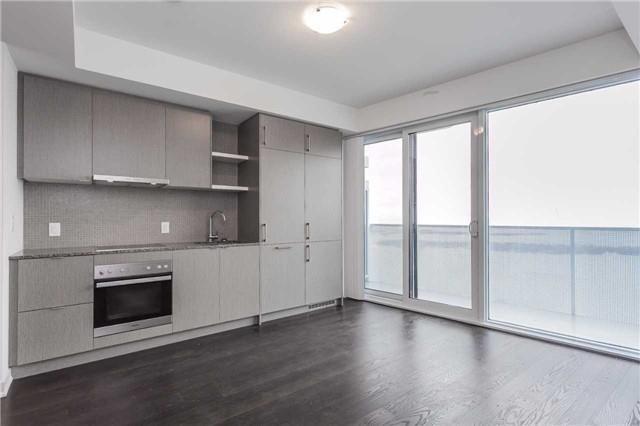 6308 - 100 Harbour St, Condo with 0 bedrooms, 1 bathrooms and null parking in Toronto ON | Image 8