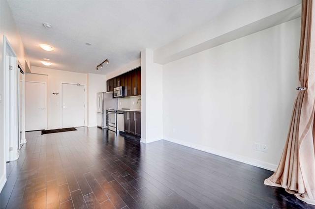 3205 - 510 Curran Pl, Condo with 1 bedrooms, 1 bathrooms and 1 parking in Mississauga ON | Image 5