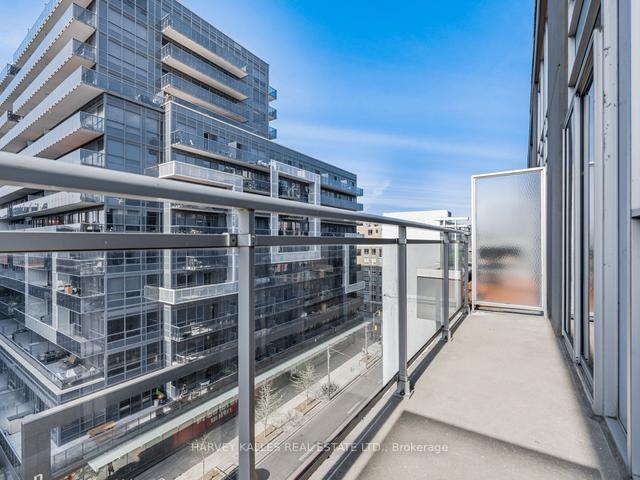 820 - 1029 King St W, Condo with 1 bedrooms, 1 bathrooms and 1 parking in Toronto ON | Image 13
