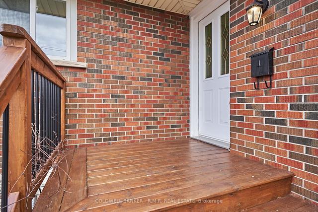 17 Rockcliffe St, House detached with 3 bedrooms, 2 bathrooms and 6 parking in Oshawa ON | Image 34