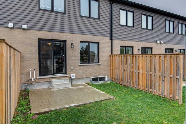 69 Hawkins Dr, Townhouse with 3 bedrooms, 3 bathrooms and 2 parking in Guelph ON | Image 16
