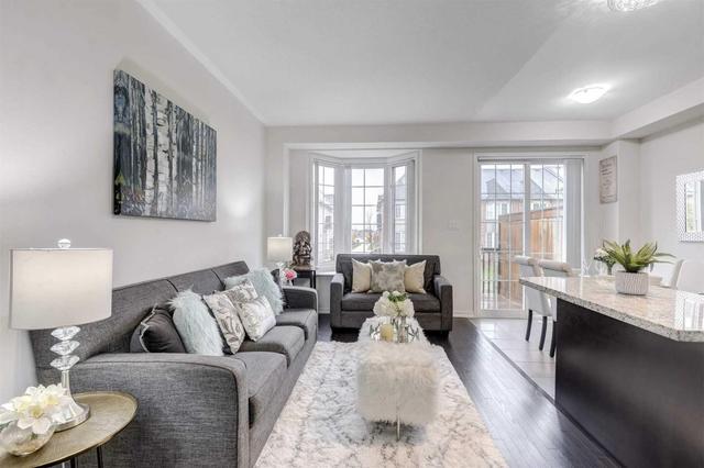 70 Utopia Way, House attached with 3 bedrooms, 4 bathrooms and 1 parking in Brampton ON | Image 2