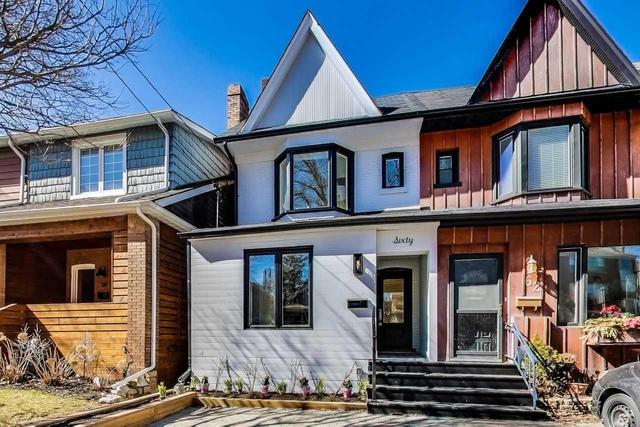 60 Kenilworth Ave, House semidetached with 3 bedrooms, 4 bathrooms and 1 parking in Toronto ON | Image 1