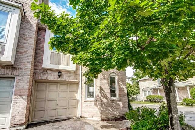 19 Rougehaven Way, Townhouse with 3 bedrooms, 3 bathrooms and 2 parking in Markham ON | Image 23