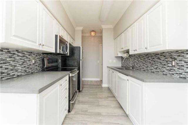 Uph 09 - 50 Disera Dr, Condo with 3 bedrooms, 2 bathrooms and 2 parking in Vaughan ON | Image 8
