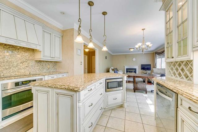 1178 Lindenrock Dr, House detached with 4 bedrooms, 4 bathrooms and 4 parking in Oakville ON | Image 5