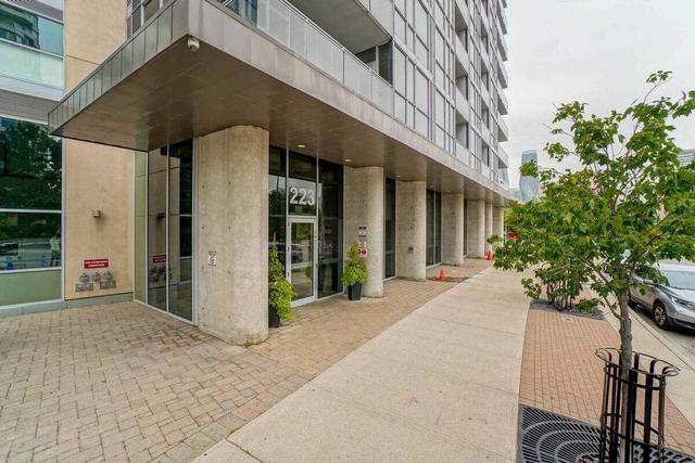1811 - 223 Webb Dr, Condo with 2 bedrooms, 2 bathrooms and 1 parking in Mississauga ON | Image 19