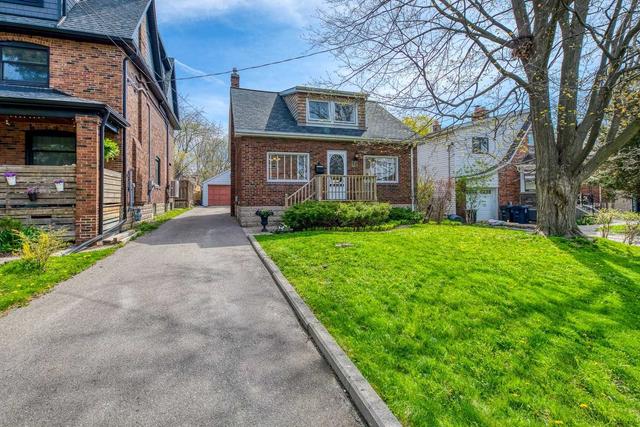 54 Arcadian Circ, House detached with 4 bedrooms, 2 bathrooms and 8 parking in Toronto ON | Image 12