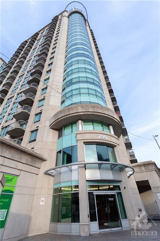 403 - 200 Rideau Street, Condo with 2 bedrooms, 2 bathrooms and 1 parking in Ottawa ON | Image 2