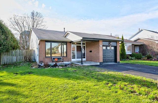 80 Burden Cres, House detached with 4 bedrooms, 3 bathrooms and 3 parking in Ajax ON | Image 1