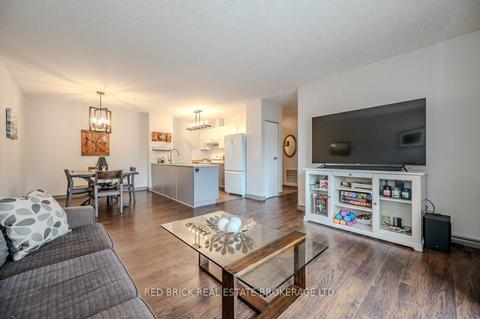 212 - 345 Briarmeadow Dr, Condo with 2 bedrooms, 2 bathrooms and 1 parking in Kitchener ON | Card Image