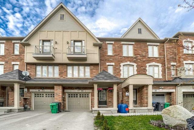 89 New Pines Tr, House attached with 3 bedrooms, 4 bathrooms and 3 parking in Brampton ON | Card Image