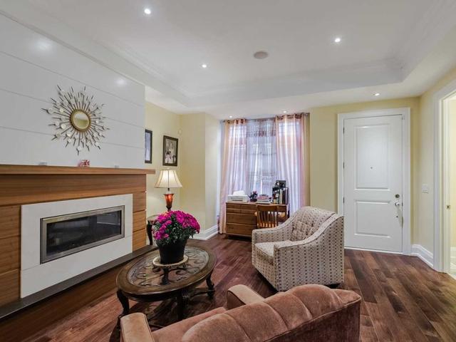 2 Alyward St, House detached with 3 bedrooms, 4 bathrooms and 9 parking in Toronto ON | Image 18