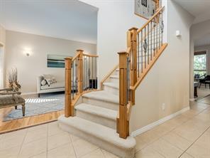 40 Crestmont Way Sw, House detached with 3 bedrooms, 2 bathrooms and 4 parking in Calgary AB | Image 22