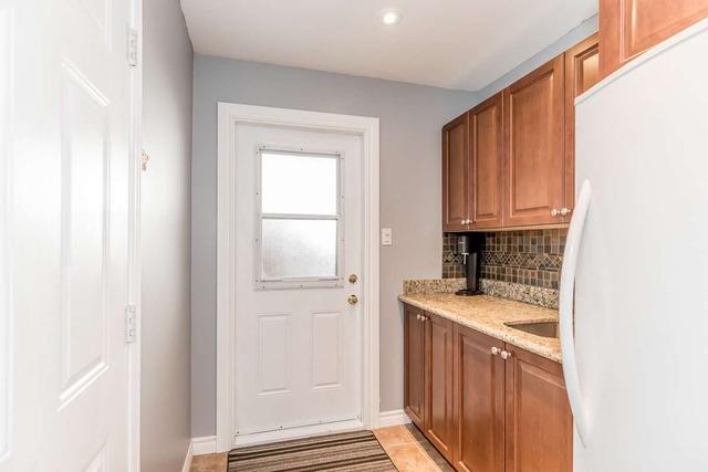 146 Browning Tr, House detached with 3 bedrooms, 4 bathrooms and 8 parking in Barrie ON | Image 8