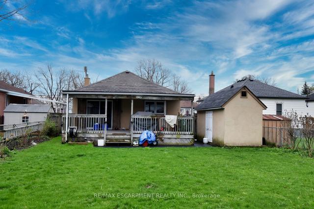 286 East 26th St, House detached with 3 bedrooms, 2 bathrooms and 5 parking in Hamilton ON | Image 22