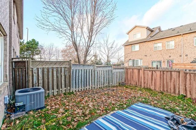 65 Goldenlight Circ, Townhouse with 3 bedrooms, 4 bathrooms and 2 parking in Brampton ON | Image 27