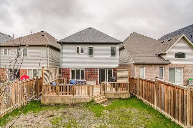 1741 Shelburne St, House detached with 4 bedrooms, 3 bathrooms and 3 parking in Oshawa ON | Image 32