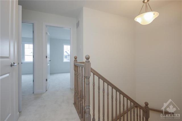 734 Sebastian Street, Townhouse with 3 bedrooms, 3 bathrooms and 3 parking in Ottawa ON | Image 22