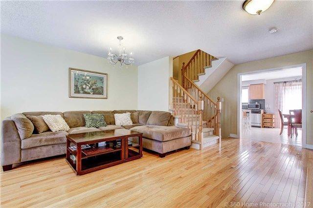 Th 50 - 2280 Baronwood Dr, House attached with 3 bedrooms, 3 bathrooms and 1 parking in Oakville ON | Image 3