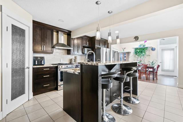 172 Eldorado Close, House detached with 4 bedrooms, 2 bathrooms and 4 parking in Calgary AB | Image 2