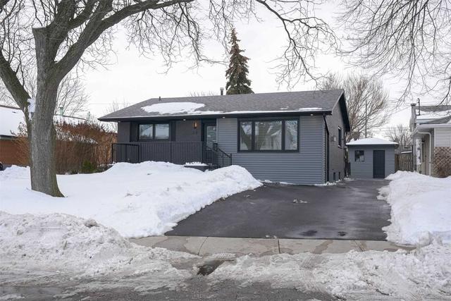 31 Elkwood Dr, House detached with 3 bedrooms, 2 bathrooms and 5 parking in Hamilton ON | Image 35