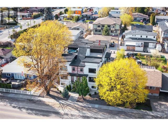 2 - 861 Rose Avenue, House attached with 3 bedrooms, 3 bathrooms and 2 parking in Kelowna BC | Image 1
