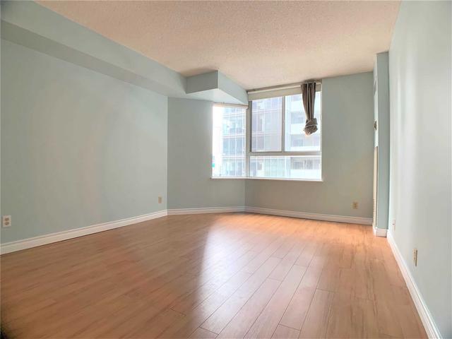 1012 - 711 Bay St, Condo with 2 bedrooms, 2 bathrooms and 1 parking in Toronto ON | Image 14