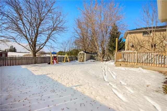 10 Angus Drive, House detached with 4 bedrooms, 3 bathrooms and null parking in Greater Napanee ON | Image 26